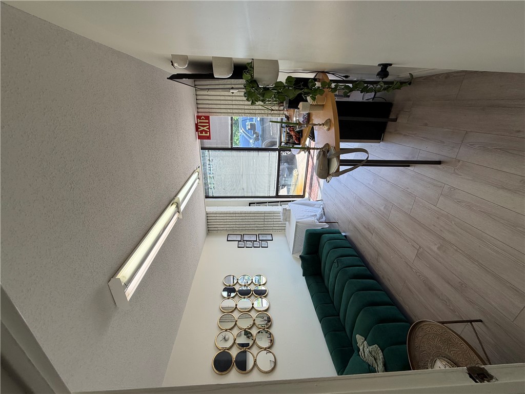 Universal Plaza - Commercial Lease