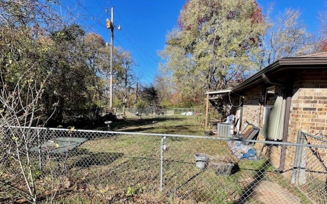 Fayetteville Outlets - Residential Income