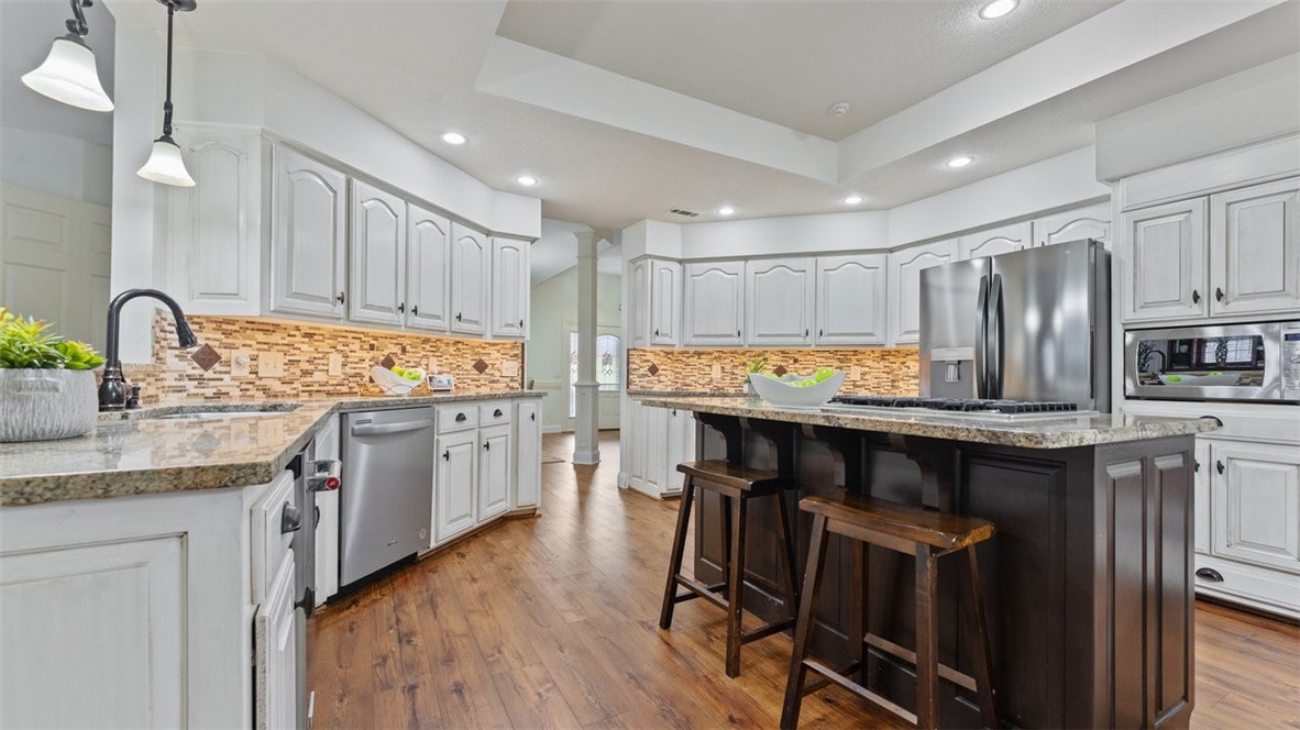 Country Club Estates - Residential