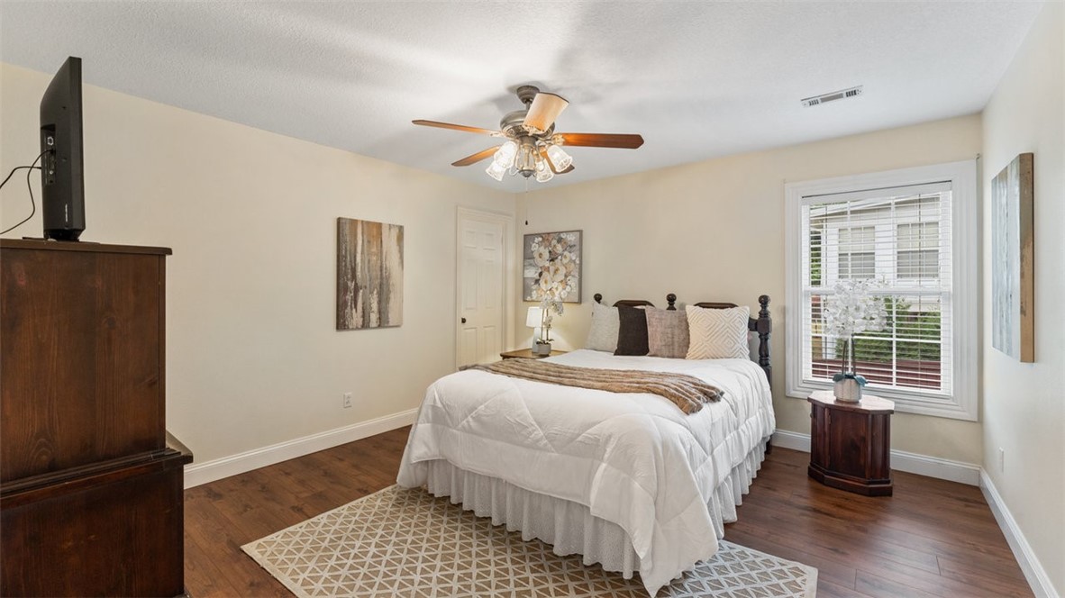 Country Club Estates - Residential