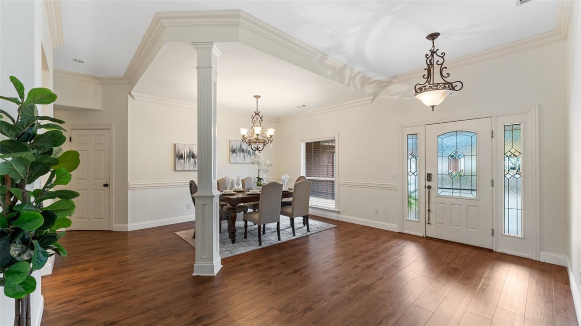 Country Club Estates - Residential