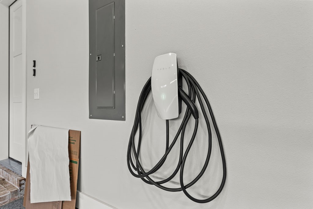 Aurora Sub Ph I Bentonville - Residential Lease