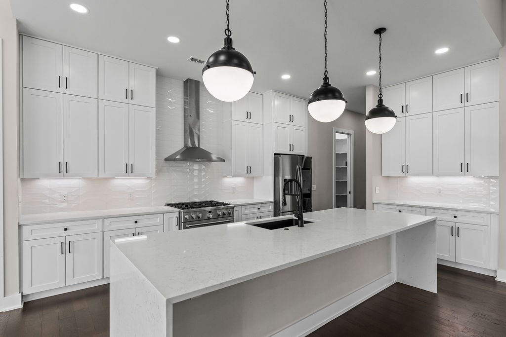 Aurora Sub Ph I Bentonville - Residential Lease