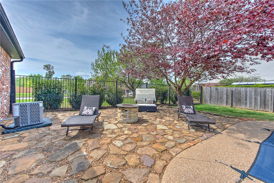 Southern Trace Rogers - Residential