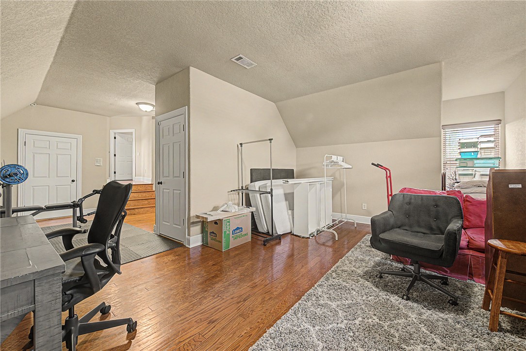 Southern Trace Rogers - Residential