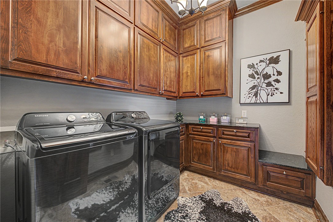 Southern Trace Rogers - Residential