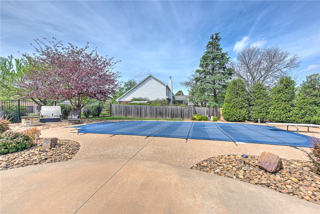 Southern Trace Rogers - Residential