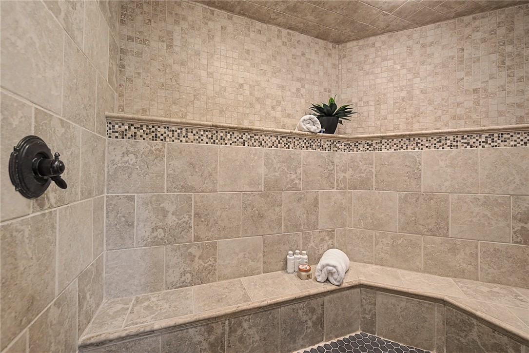 Southern Trace Rogers - Residential