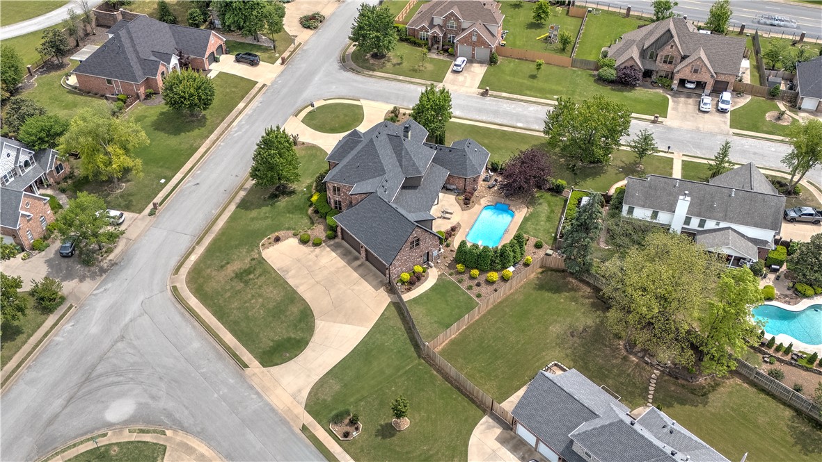 Southern Trace Rogers - Residential