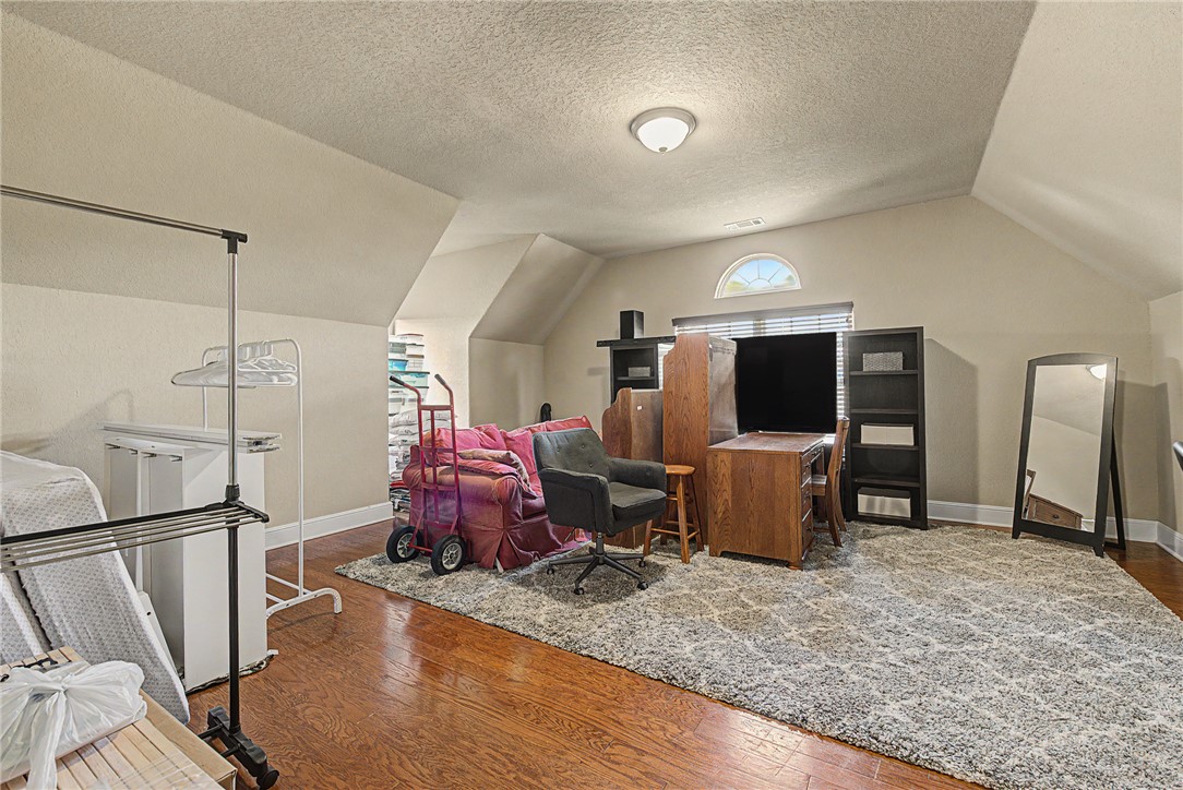 Southern Trace Rogers - Residential