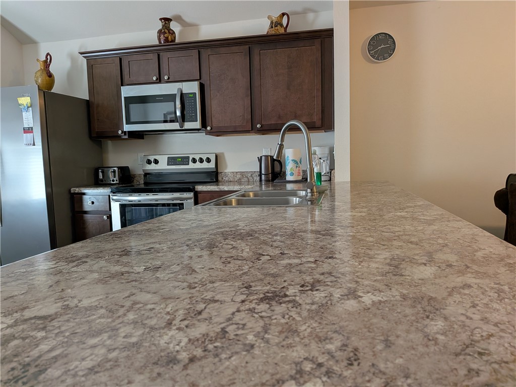 Regency Park Ph I - Residential Lease