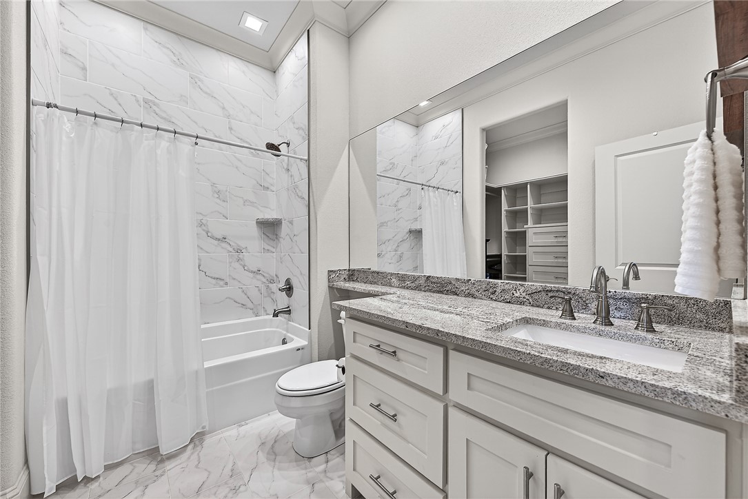 Woodridge Manor Rurban - Residential