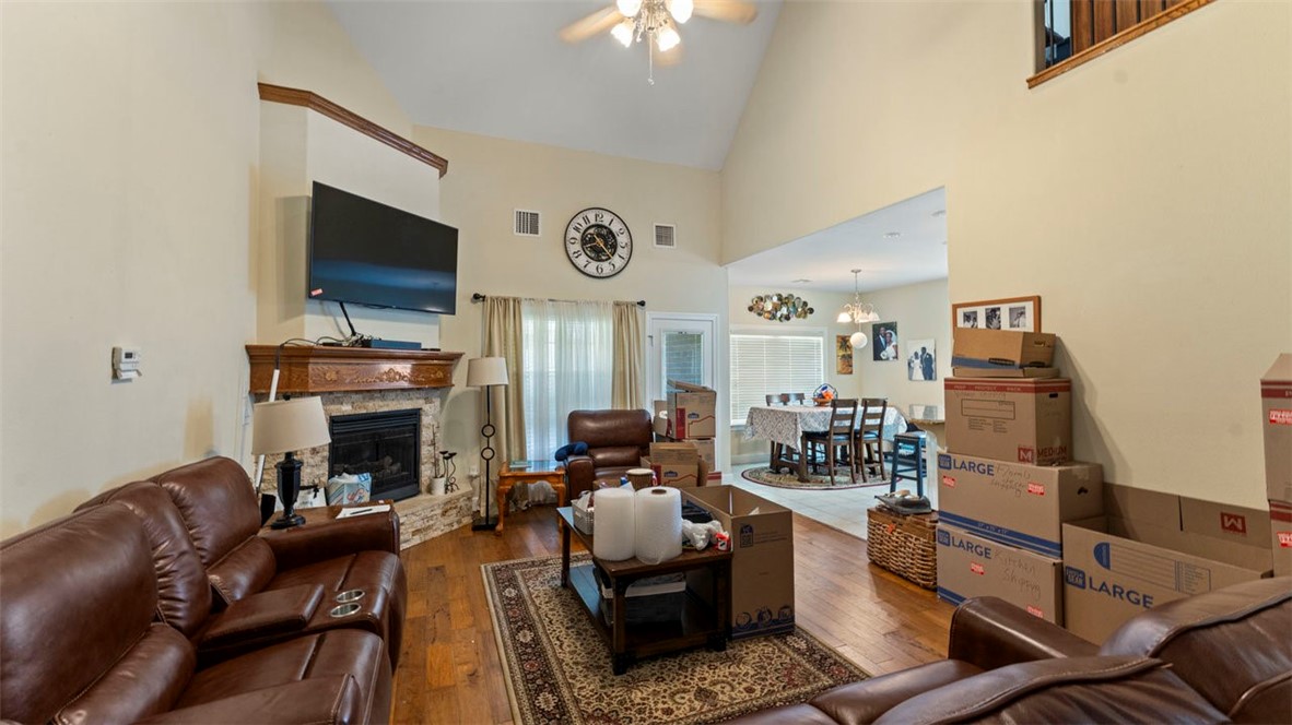 Eagle Creek Ph 1 Bentonville - Residential Lease