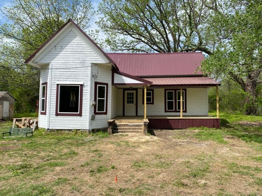 Located in the peaceful town of Gravelly this two bed, one bath house sits ready for its next owners. This house boasts a ton of updates ranging from new plumbing to a new metal roof. With HWY access you can be on your way to town in just minutes. The one acre lot has ample room for a shop, garden, chickens, or what ever you can think of. With so much potential you don't want to miss out on this house!! Come see it Today!