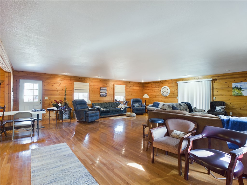 Guylala Vista - Residential