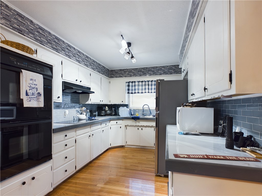 Guylala Vista - Residential