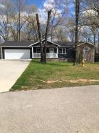Beautiful like new country home located on 1.54 acres containing 3 bedrooms and 2 baths in Bergman school district; Shows great; 5 to 10 minutes from Harrison and 35 to 40 minutes from Branson, MO