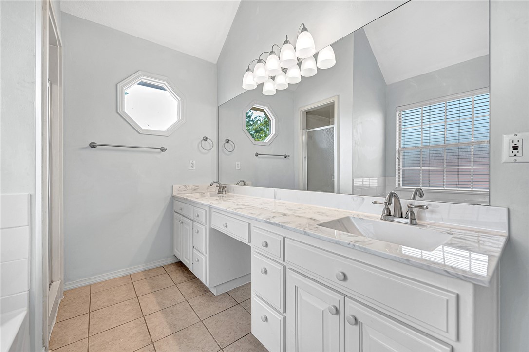 Whispering Timbers Ph 9 Rogers - Residential