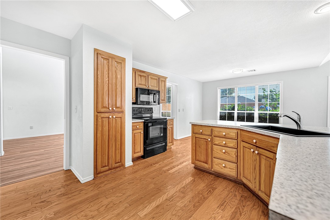 Whispering Timbers Ph 9 Rogers - Residential