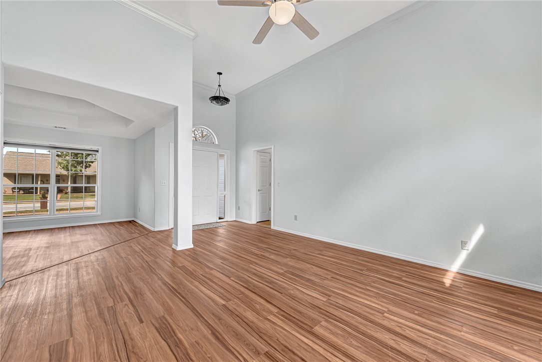 Whispering Timbers Ph 9 Rogers - Residential