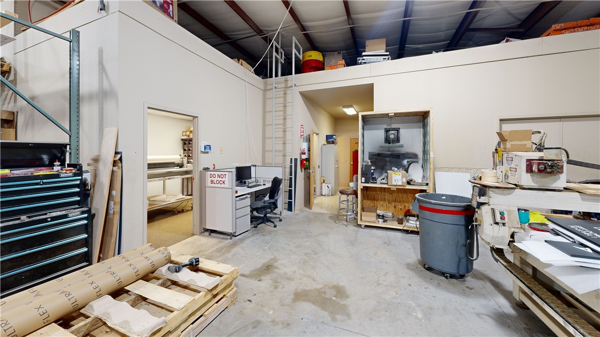 Little Flock - Commercial Lease