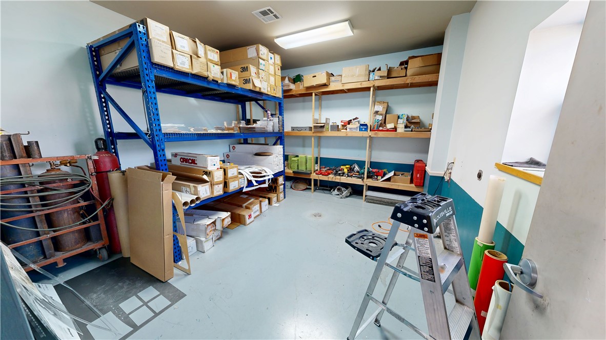 Little Flock - Commercial Lease