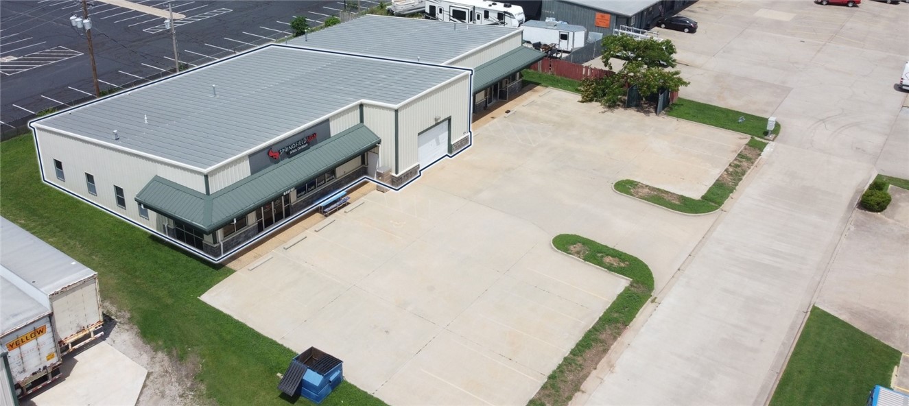 Little Flock - Commercial Lease