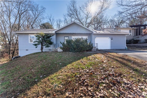 Photo of 14 Everleigh Drive, Bella Vista, AR 72715 (MLS # 1359831)