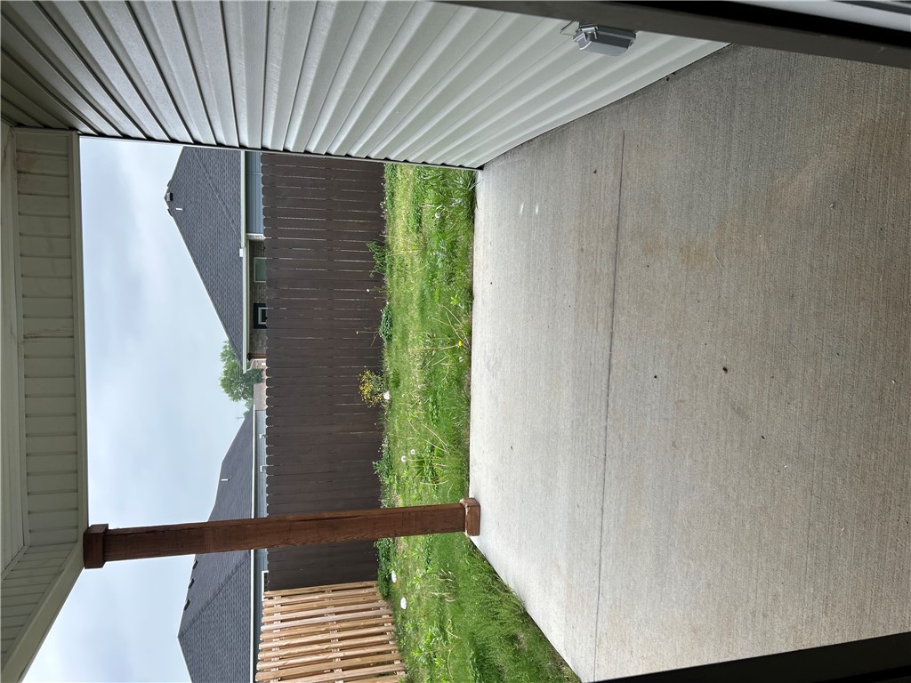 FOX TAIL VILLAGE SUB-SILOAM SPRINGS - Residential