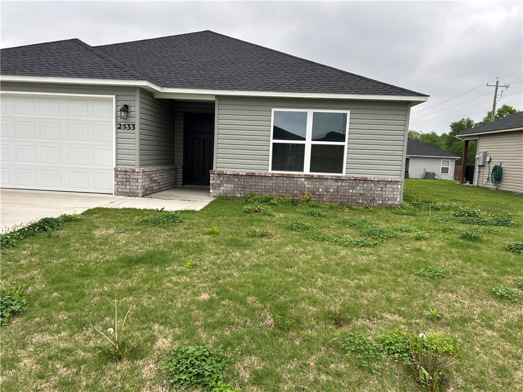 FOX TAIL VILLAGE SUB-SILOAM SPRINGS - Residential