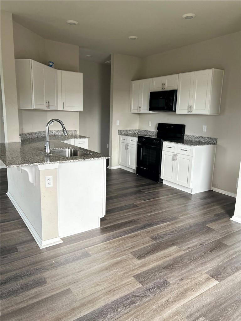 FOX TAIL VILLAGE SUB-SILOAM SPRINGS - Residential