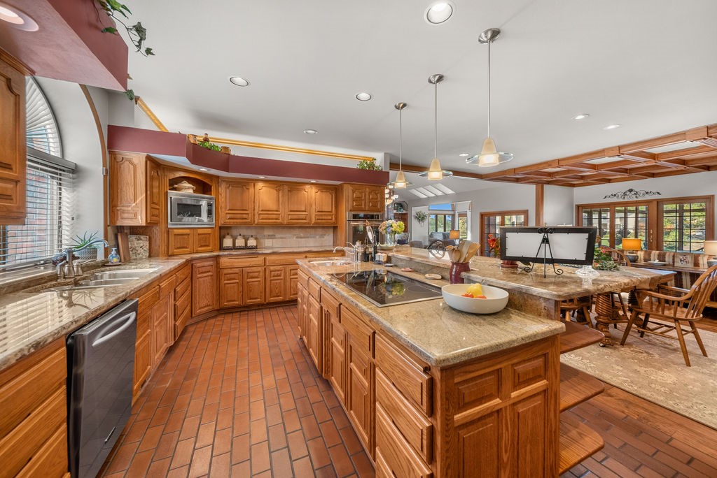 Pinnacle - Residential