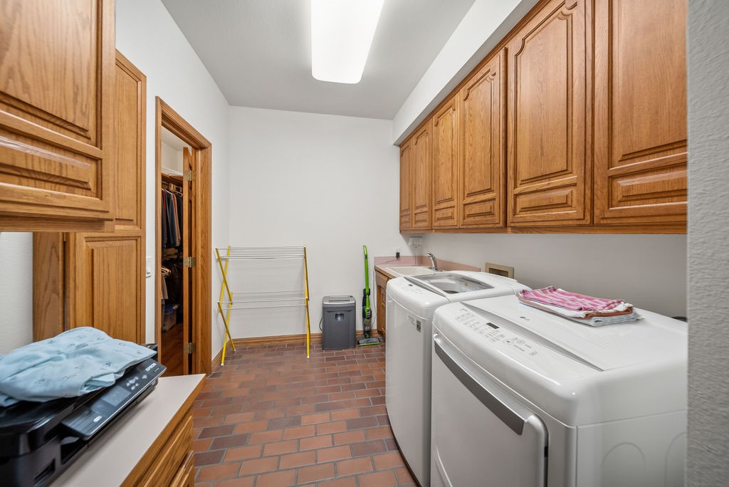 Pinnacle - Residential