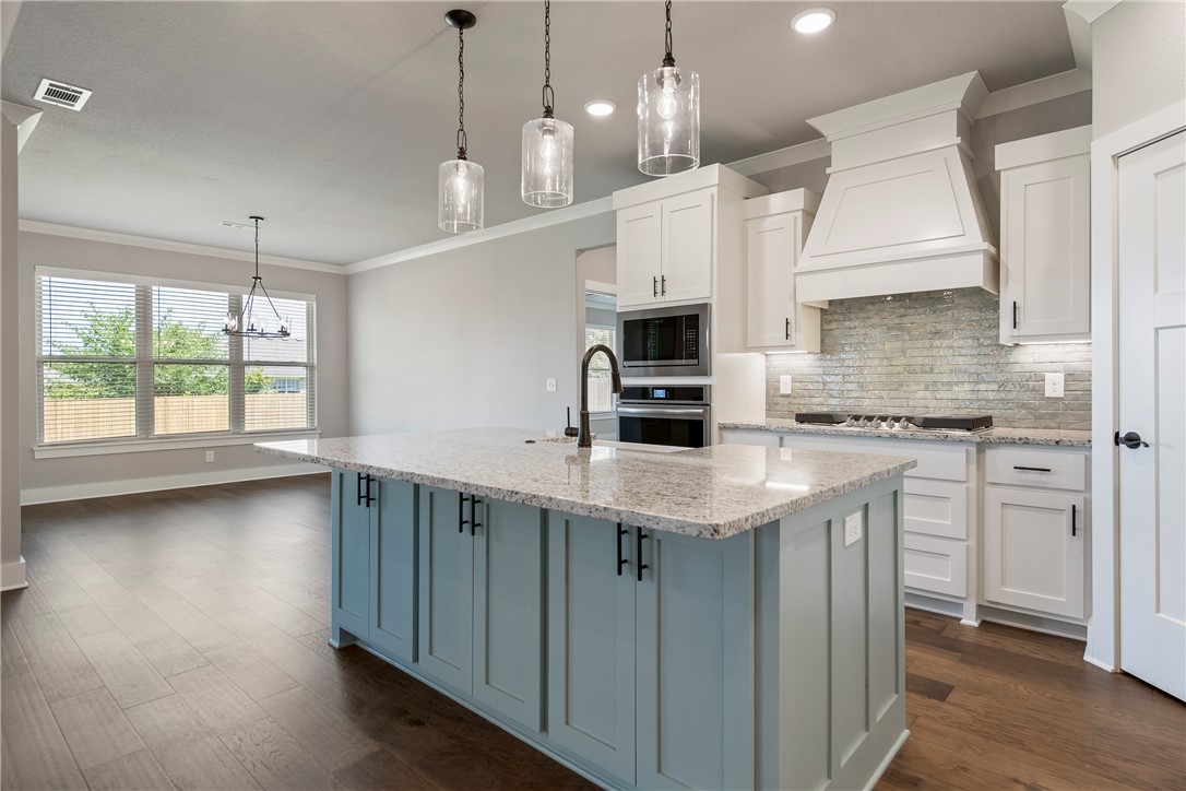 Oak Meadows - Residential