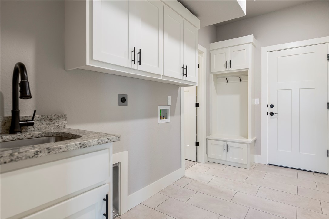Oak Meadows - Residential