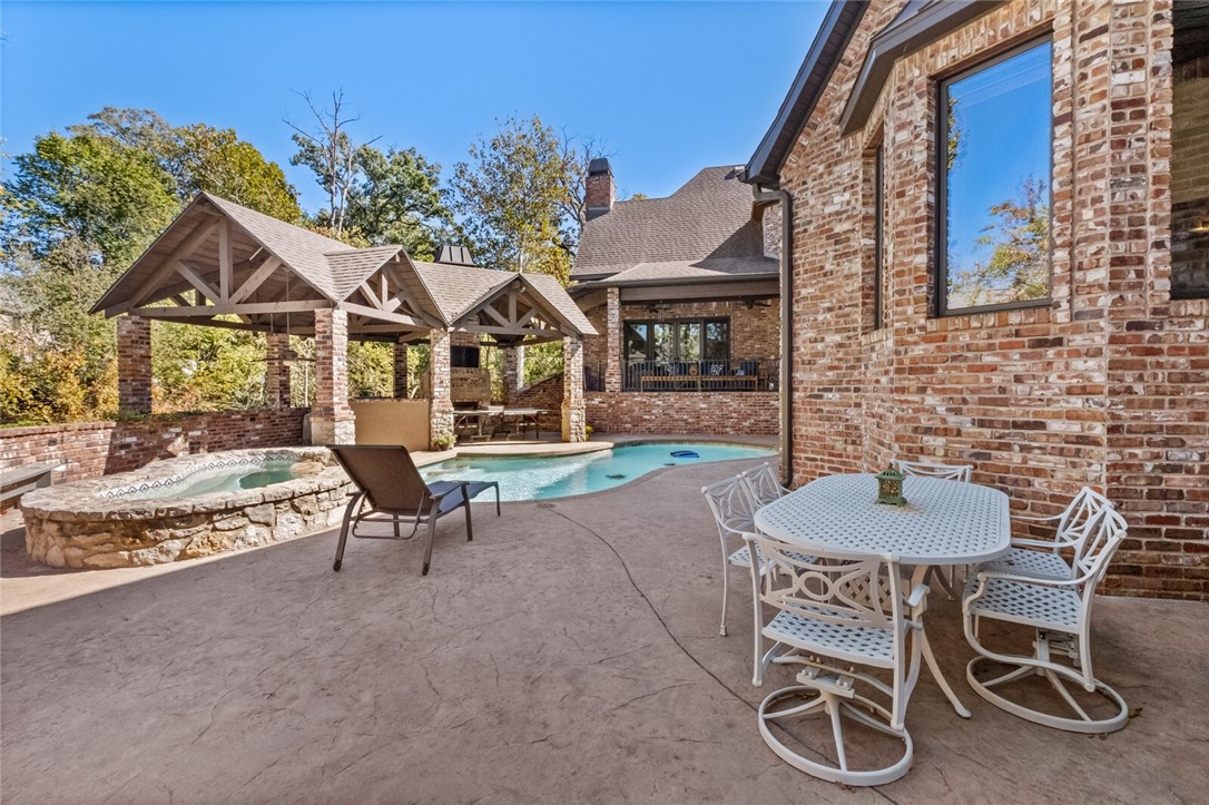 Pinnacle - Residential