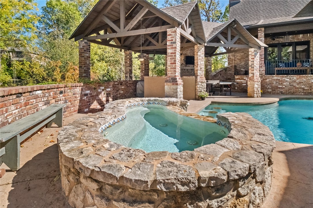Pinnacle - Residential