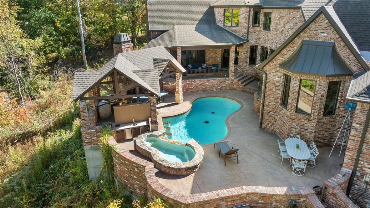 Pinnacle - Residential