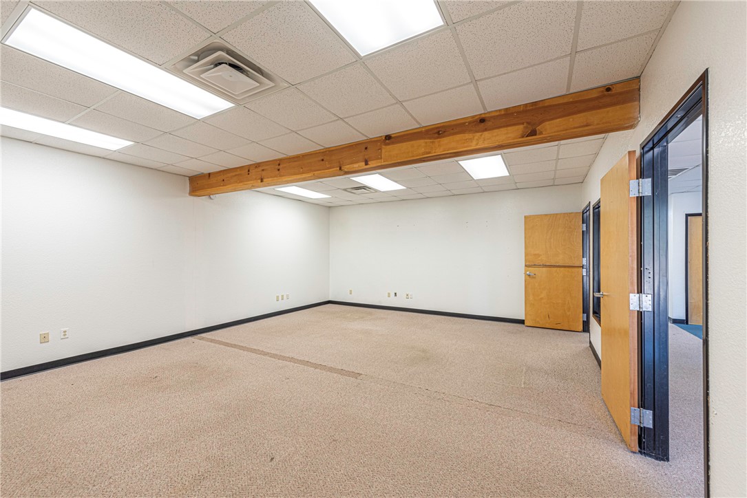 Fayetteville Outlots - Commercial Lease
