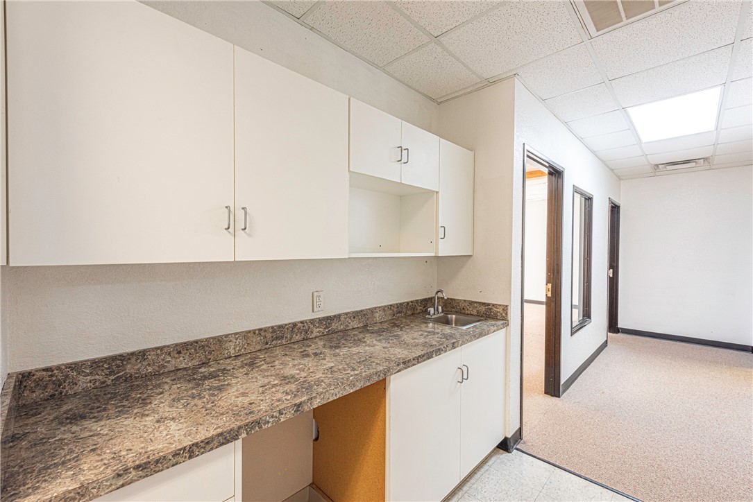 Fayetteville Outlots - Commercial Lease