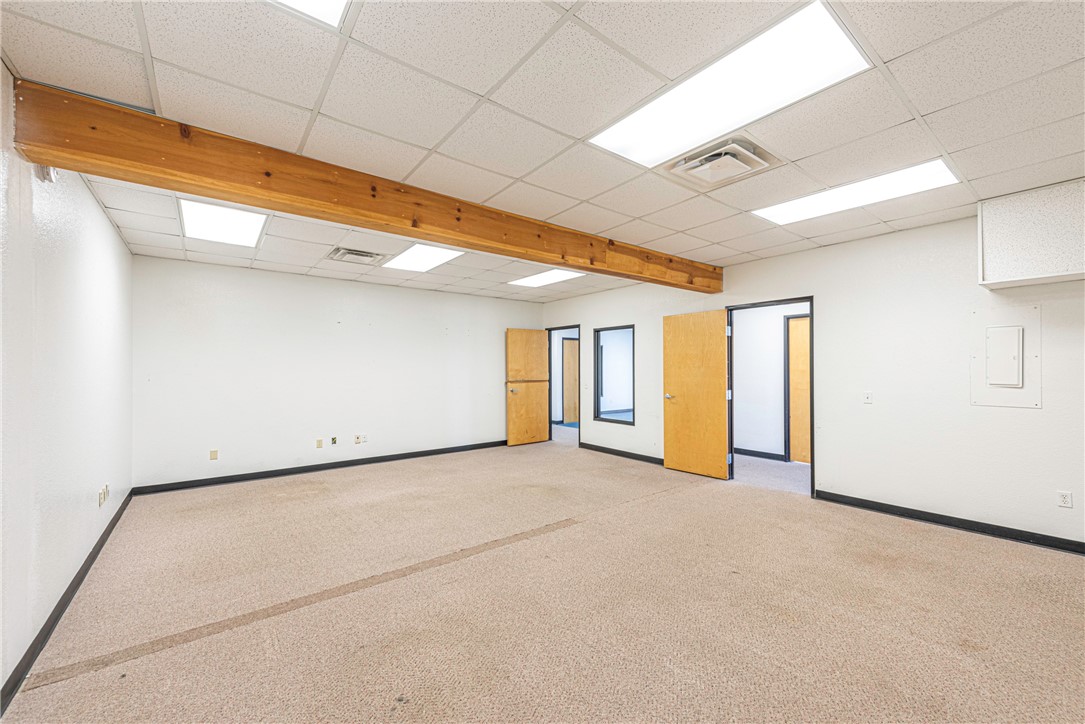 Fayetteville Outlots - Commercial Lease