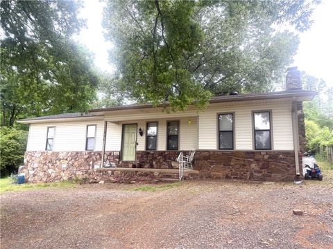 Photo of 254 Hill Boulevard, London, AR 72847 (MLS # 1344534)