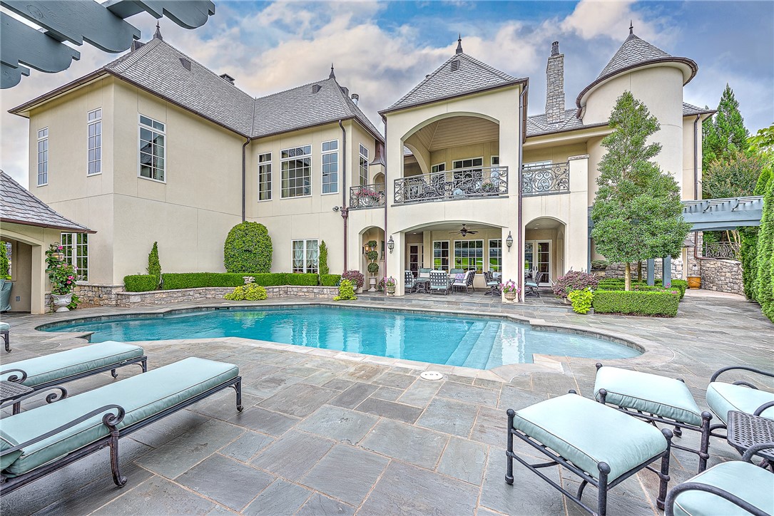 Pinnacle - Residential