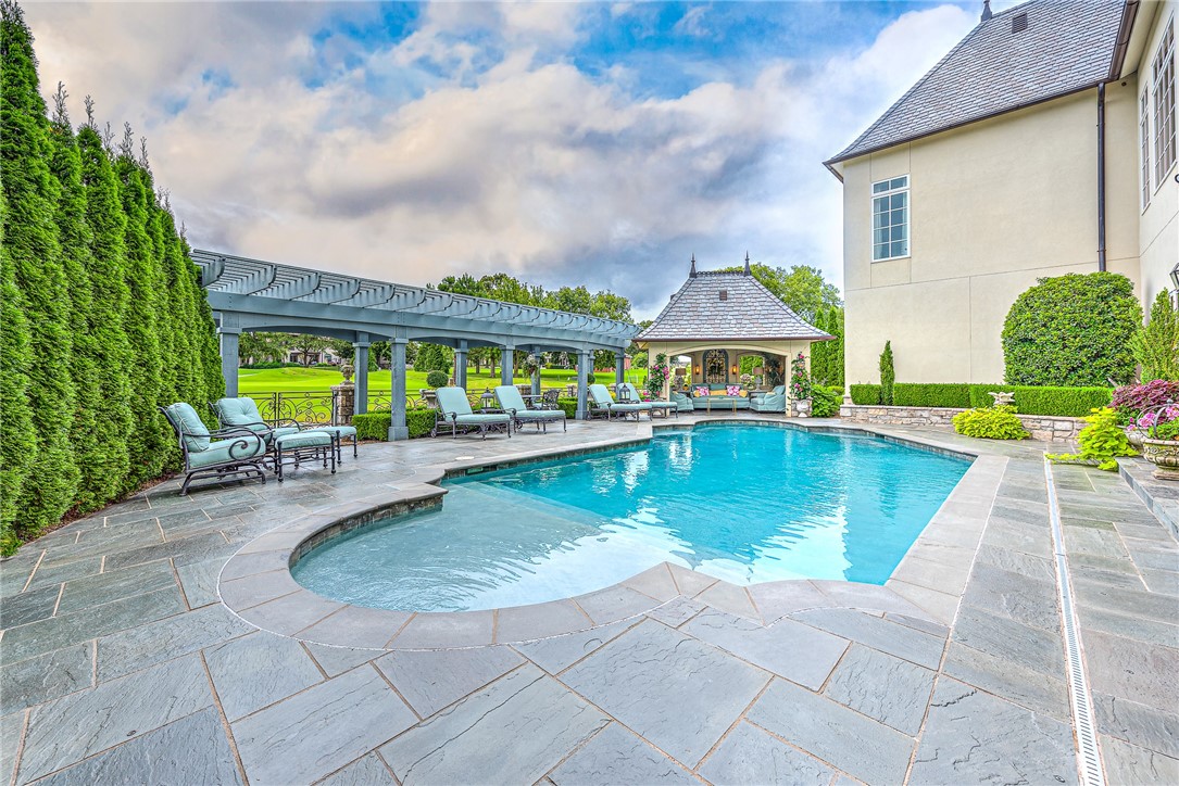 Pinnacle - Residential