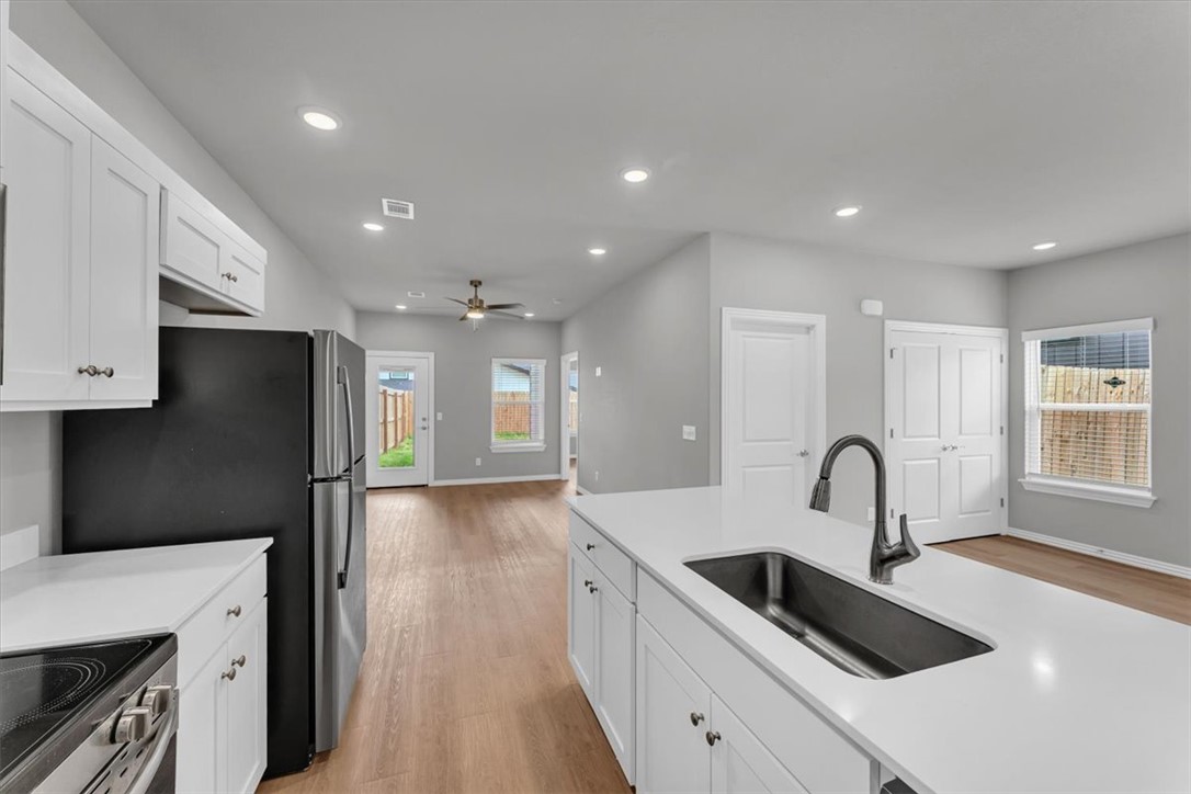 Poigai Estates Ph 2 Bentonville - Residential