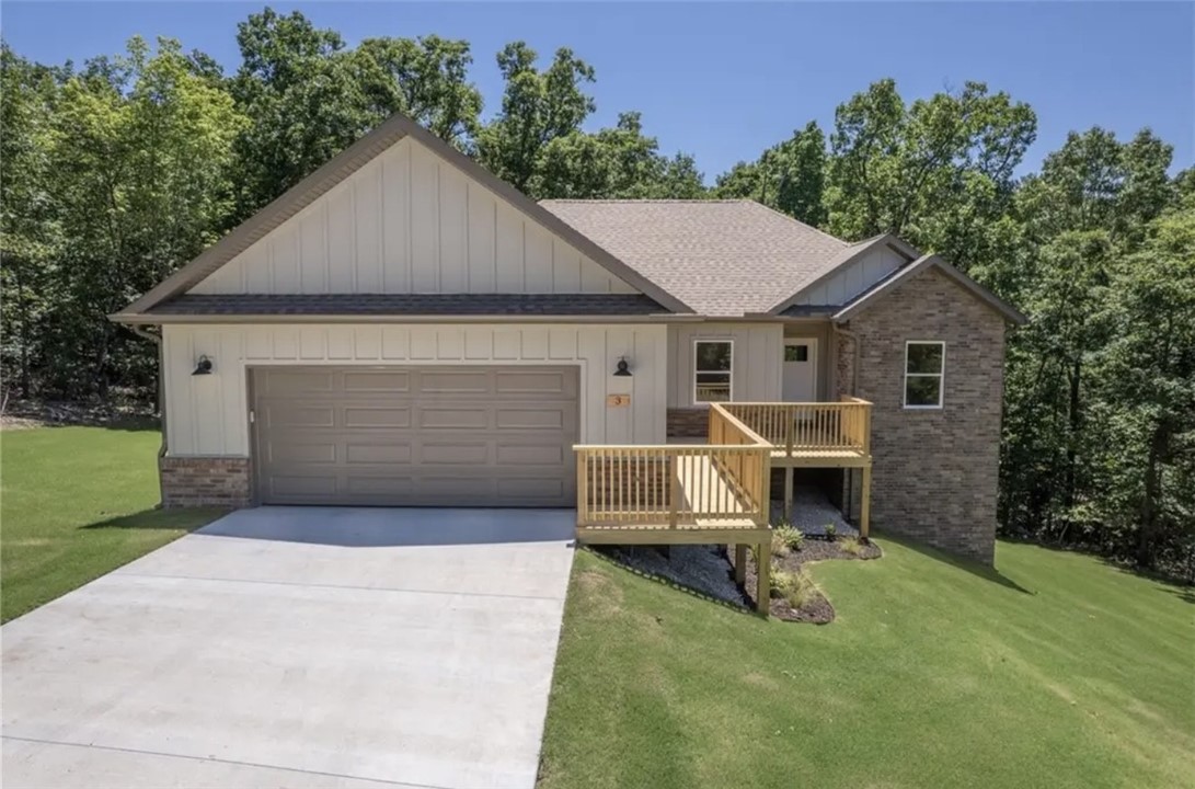 Available 11/1!! Brand new 4 bedroom, two bath, two car garage. Open Kitchen and living room, with fireplace. Covered porch, lament wood floors throughout entire home. Large walk in pantry with stainless steel appliances. Granite countertops in kitchen and bathrooms. Private yard backing up to woods.
Great location! Less than a mile to Metfield Park. Bentonville School District.
