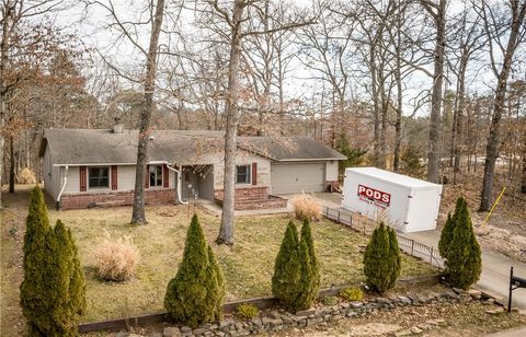 Photo of 29 Radcliffe Drive, Bella Vista, AR 72714 (MLS # 1335443)