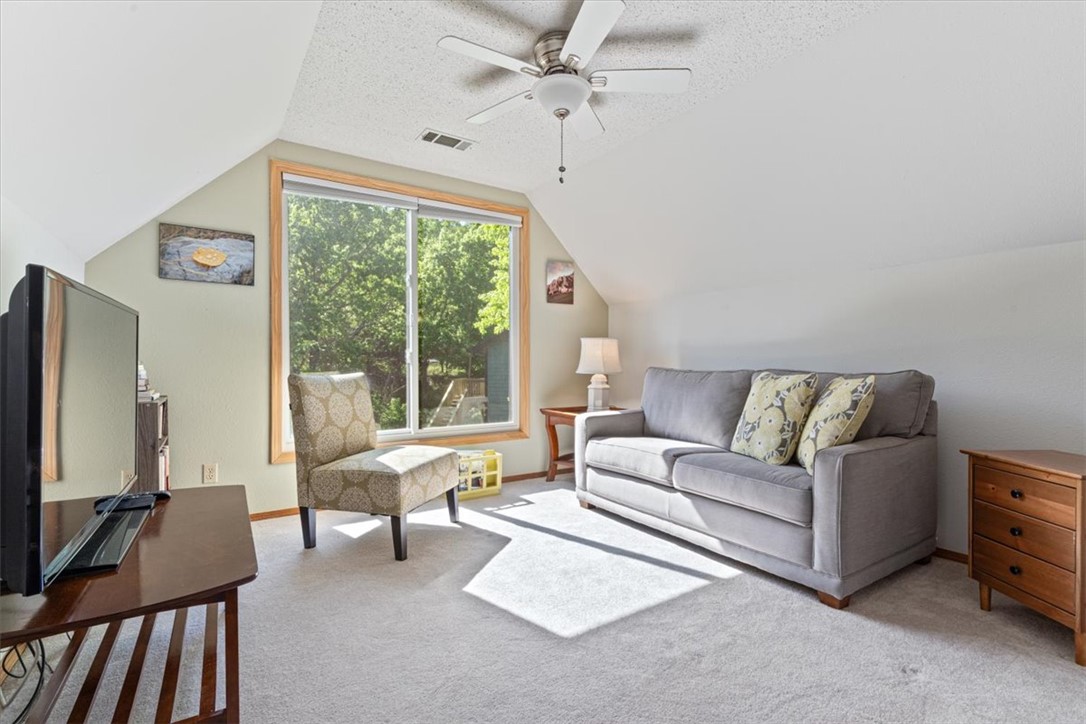 Unit 120 Holiday Island - Residential