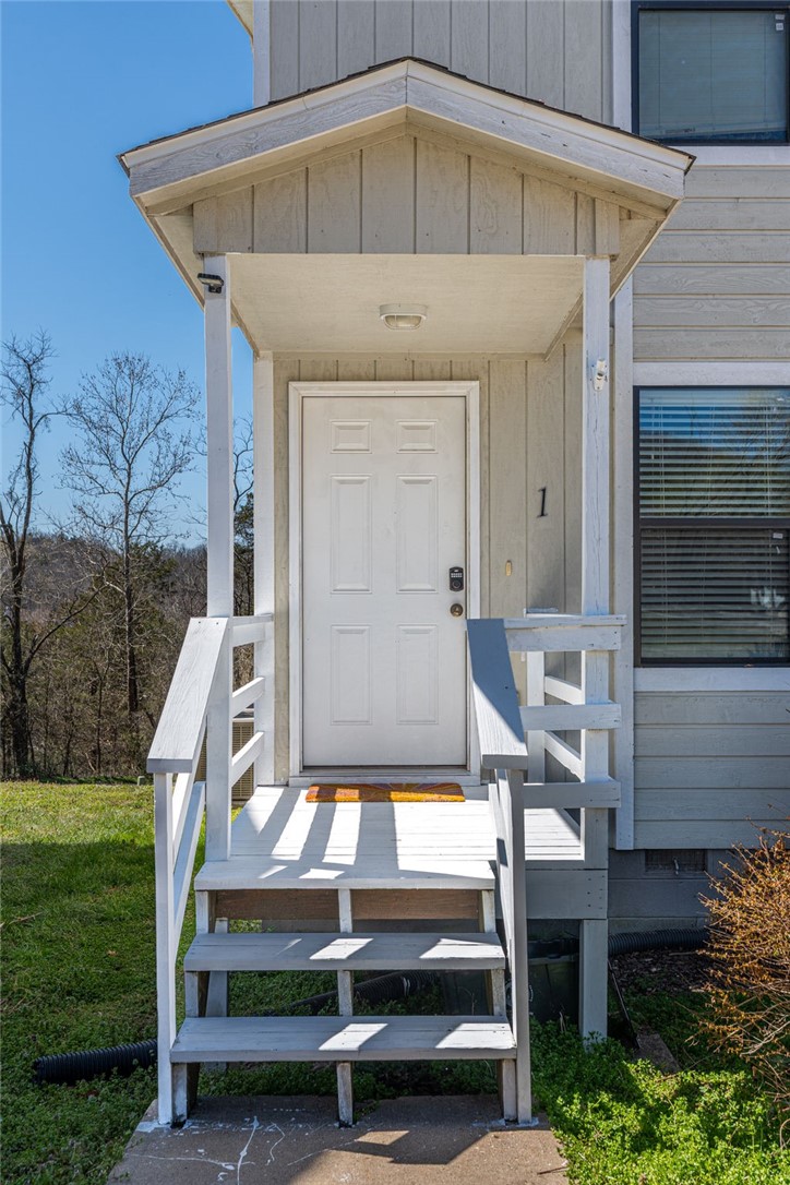 Unit 10 Holiday Island - Residential