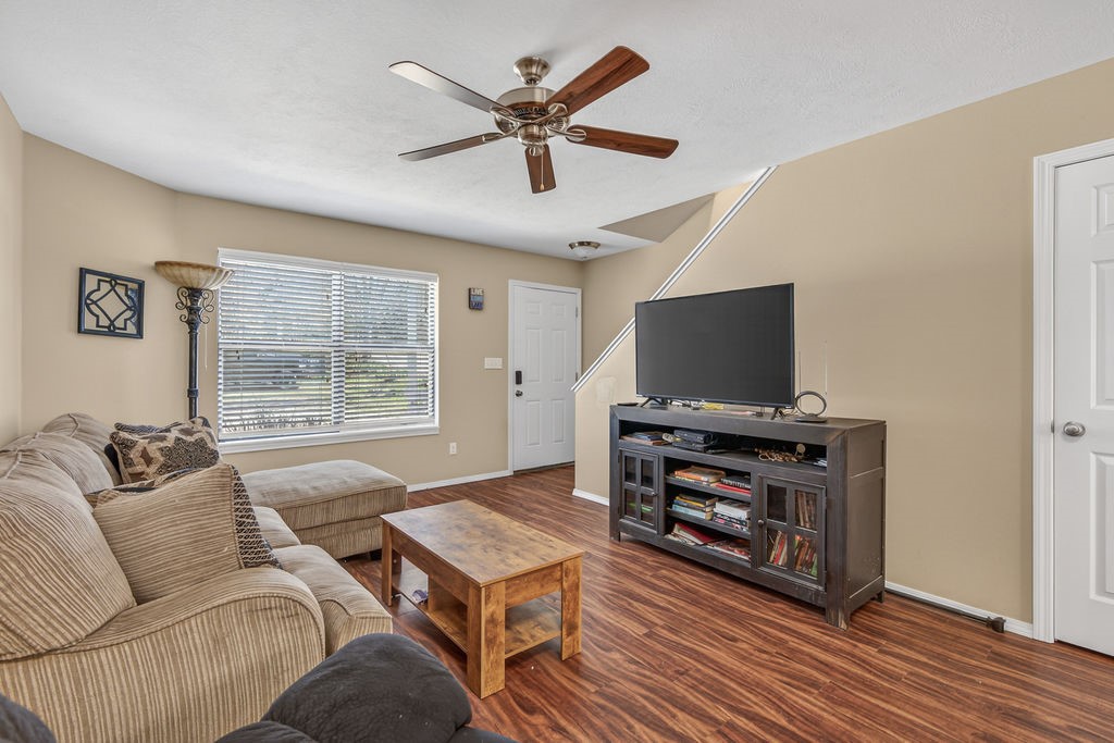 Unit 10 Holiday Island - Residential